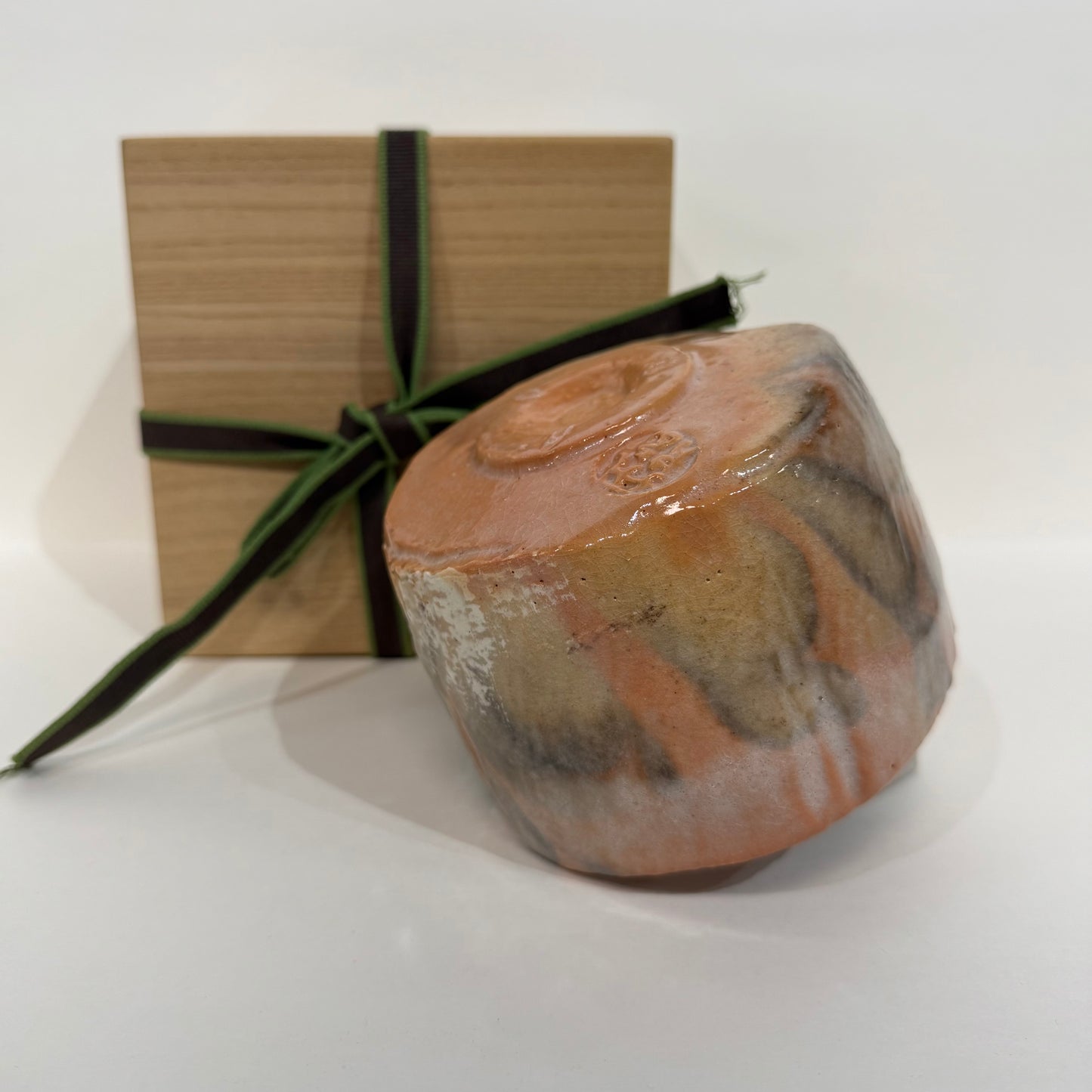 SBKTB46 飛龍造篦目赤楽茶碗