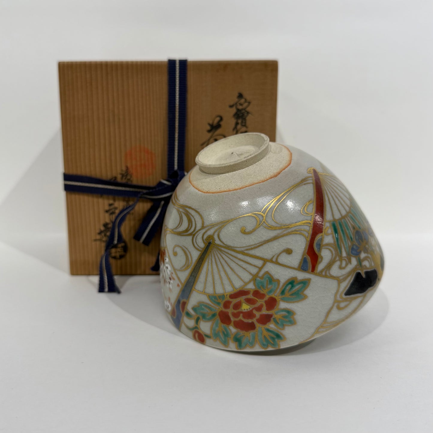 SBKTB122  色繪流水扇面茶碗